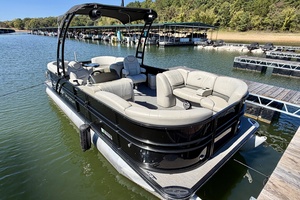 24ft Starcraft Yacht For Sale
