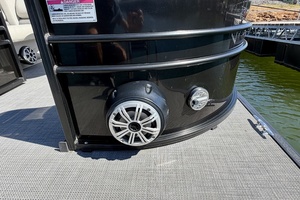 24ft Starcraft Yacht For Sale