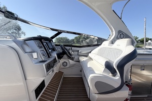 32ft Chaparral Yacht For Sale