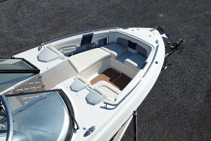 32ft Chaparral Yacht For Sale