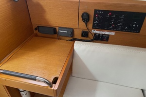 Superstition 38ft Jeanneau Yacht For Sale