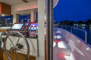 56FT (17.15M) OUTBACK YACHTS
