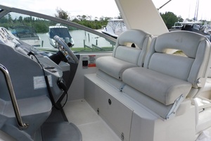 33ft Monterey Yacht For Sale
