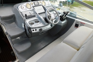 33ft Monterey Yacht For Sale
