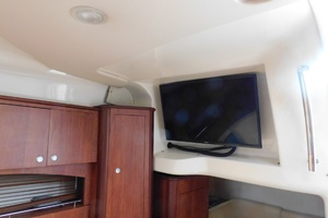 33ft Monterey Yacht For Sale