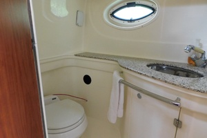 33ft Monterey Yacht For Sale