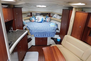 33ft Monterey Yacht For Sale