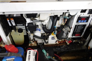 33ft Monterey Yacht For Sale