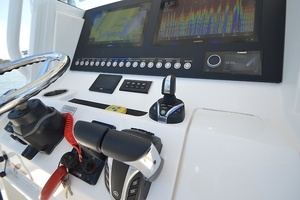 28ft Regulator Yacht For Sale