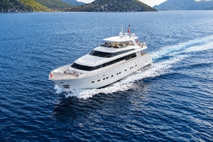 SAINT Worth Avenue Yachts