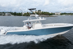 42' Invincible 2018