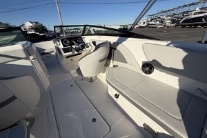 23ft Sea Ray Yacht For Sale