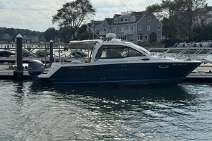 24ft Cutwater Yacht For Sale