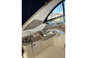 33ft Sea Ray Yacht For Sale