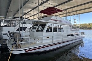 ANCHOR MANAGEMENT 44ft Gibson Yacht For Sale