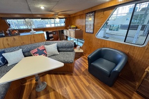 ANCHOR MANAGEMENT 44ft Gibson Yacht For Sale