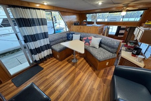 ANCHOR MANAGEMENT 44ft Gibson Yacht For Sale
