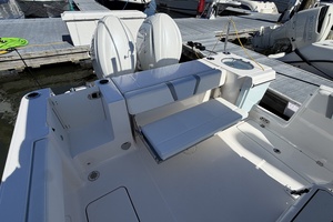 25ft Robalo Yacht For Sale
