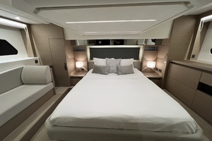 46FT (14.3M) PRESTIGE