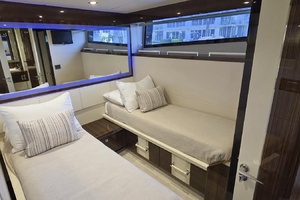 HELIOS 92ft Lazzara Yachts Yacht For Sale