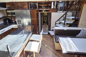 HELIOS 92ft Lazzara Yachts Yacht For Sale