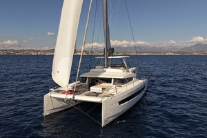 GALOÉ Worth Avenue Yachts