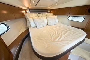 Margaret Mae 35ft Cruisers Yachts Yacht For Sale