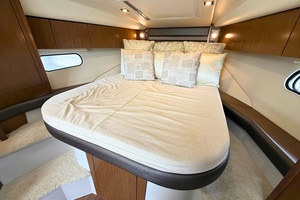 Margaret Mae 35ft Cruisers Yachts Yacht For Sale