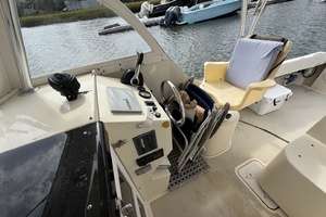 Broad Water 24ft Eastern Yacht For Sale