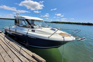 Hat Trick 23ft Jeanneau Yacht For Sale