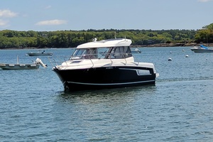 Hat Trick 23ft Jeanneau Yacht For Sale