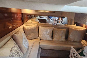37ft Sea Ray Yacht For Sale