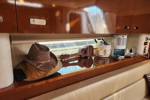 37ft Sea Ray Yacht For Sale
