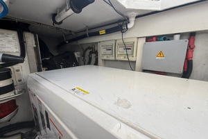 54FT (16M) AZIMUT