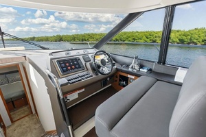 58ft Prestige Yacht For Sale