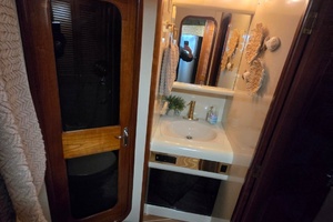Bizz Sea Livn 44ft Viking Yacht For Sale