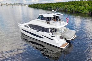 54FT (16.46M) AQUILA Worth Avenue Yachts