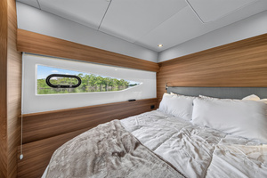 54FT (16.46M) AQUILA