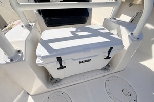 24ft Pursuit Yacht For Sale