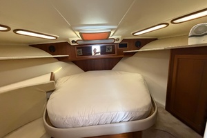 Sea Bandit 38ft Luhrs Yacht For Sale