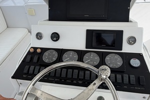 Sea Bandit 38ft Luhrs Yacht For Sale