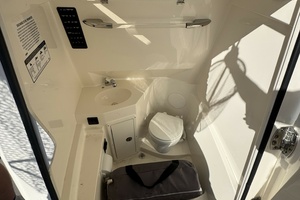 28ft Cobia Yacht For Sale