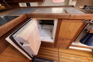 Liberte 40ft Hunter Yacht For Sale
