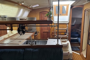 Liberte 40ft Hunter Yacht For Sale