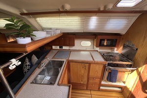 Liberte 40ft Hunter Yacht For Sale