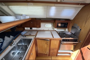 Liberte 40ft Hunter Yacht For Sale