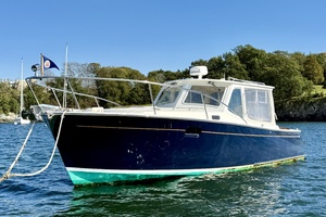 Kamal 34ft MJM Yacht For Sale