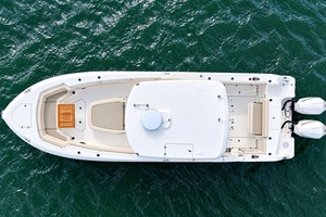 33ft Boston Whaler Yacht For Sale