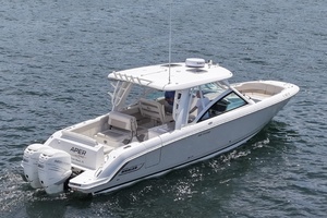 32ft Boston Whaler Yacht For Sale