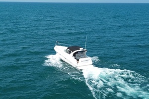 Water Wings 37ft Wellcraft Yacht For Sale